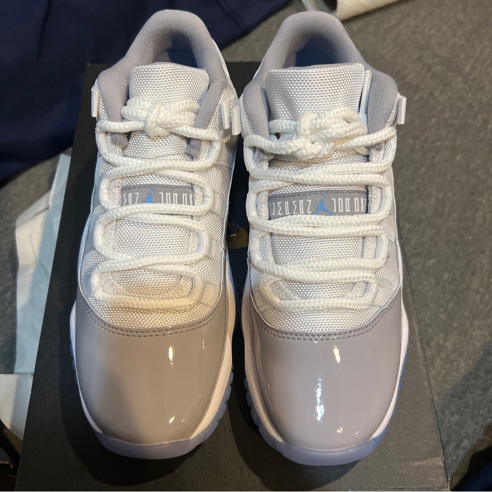Jordan Retro 11 (cement grey) youth
